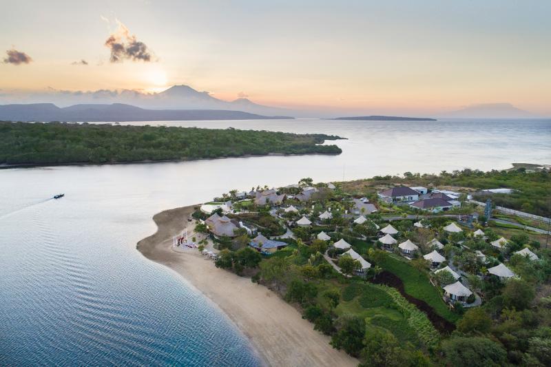 Menjangan Dynasty Resort Pemuteran Esterno foto