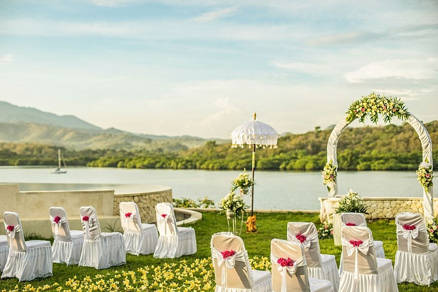 Menjangan Dynasty Resort Pemuteran Esterno foto
